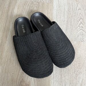 The Sak Black Crochet Knit Mules Slides Shoes Women's Size 8